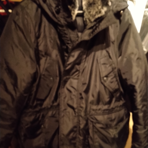New Danier coat... Military style, XL - Picture 10 of 16